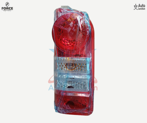 Tail Lamp Lh Trax Rfr
