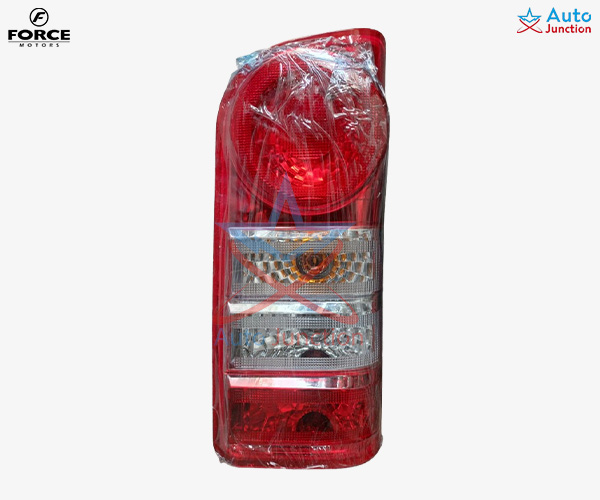 Tail Lamp Asslyrh With Bulb Trax Rfr