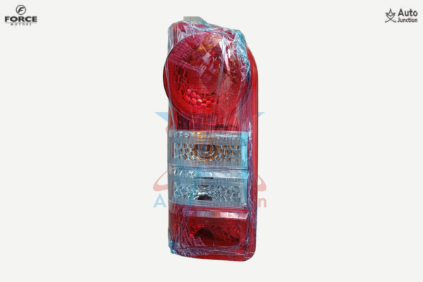 Tail Lamp Lh Trax Rfr